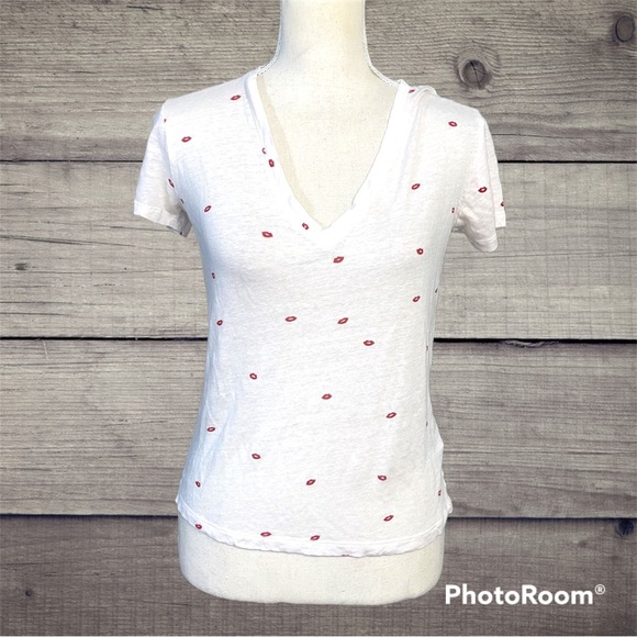 💋 Rails Cara Kisses Tee (S) - Picture 2 of 7